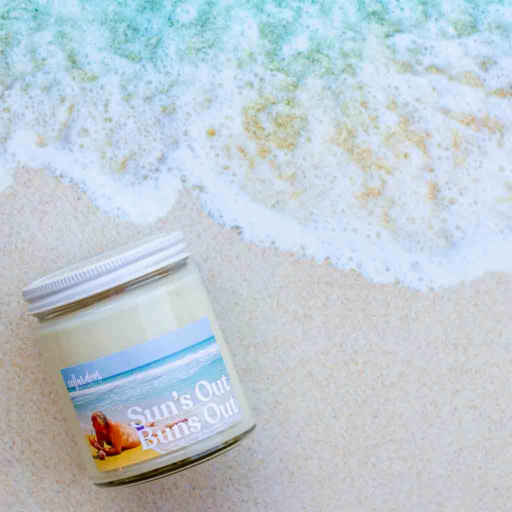 Sun's Out Buns Out - 7.5 oz Soy Candle (Beach Bum)